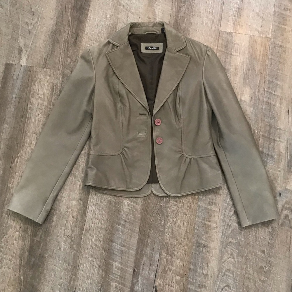 TAHARI green leather jacket